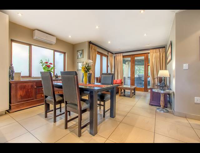 2 BEDROOM APARTMENT TO LET IN WOODMEAD